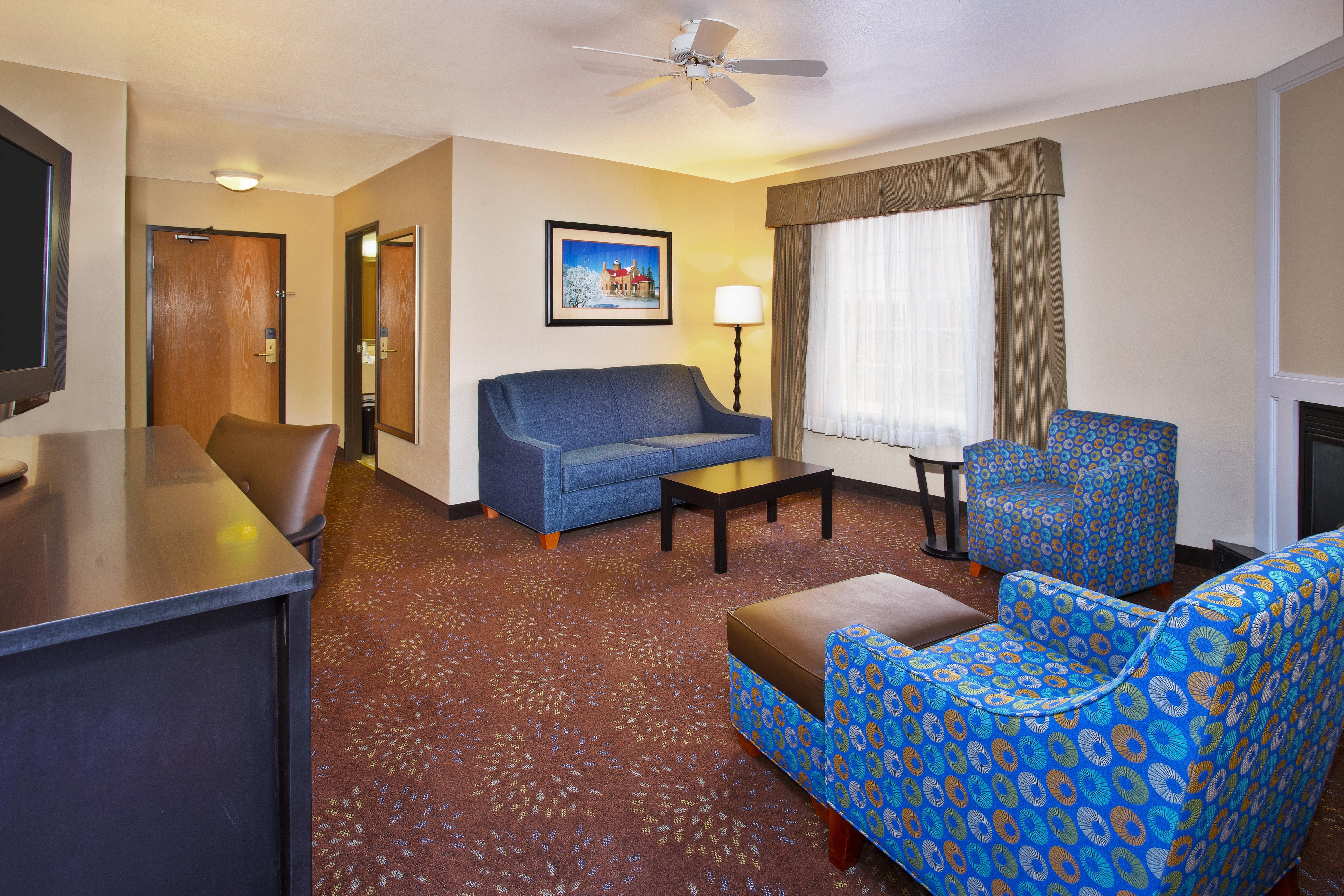 Holiday Inn Express Mackinaw City By Ihg Exteriör bild