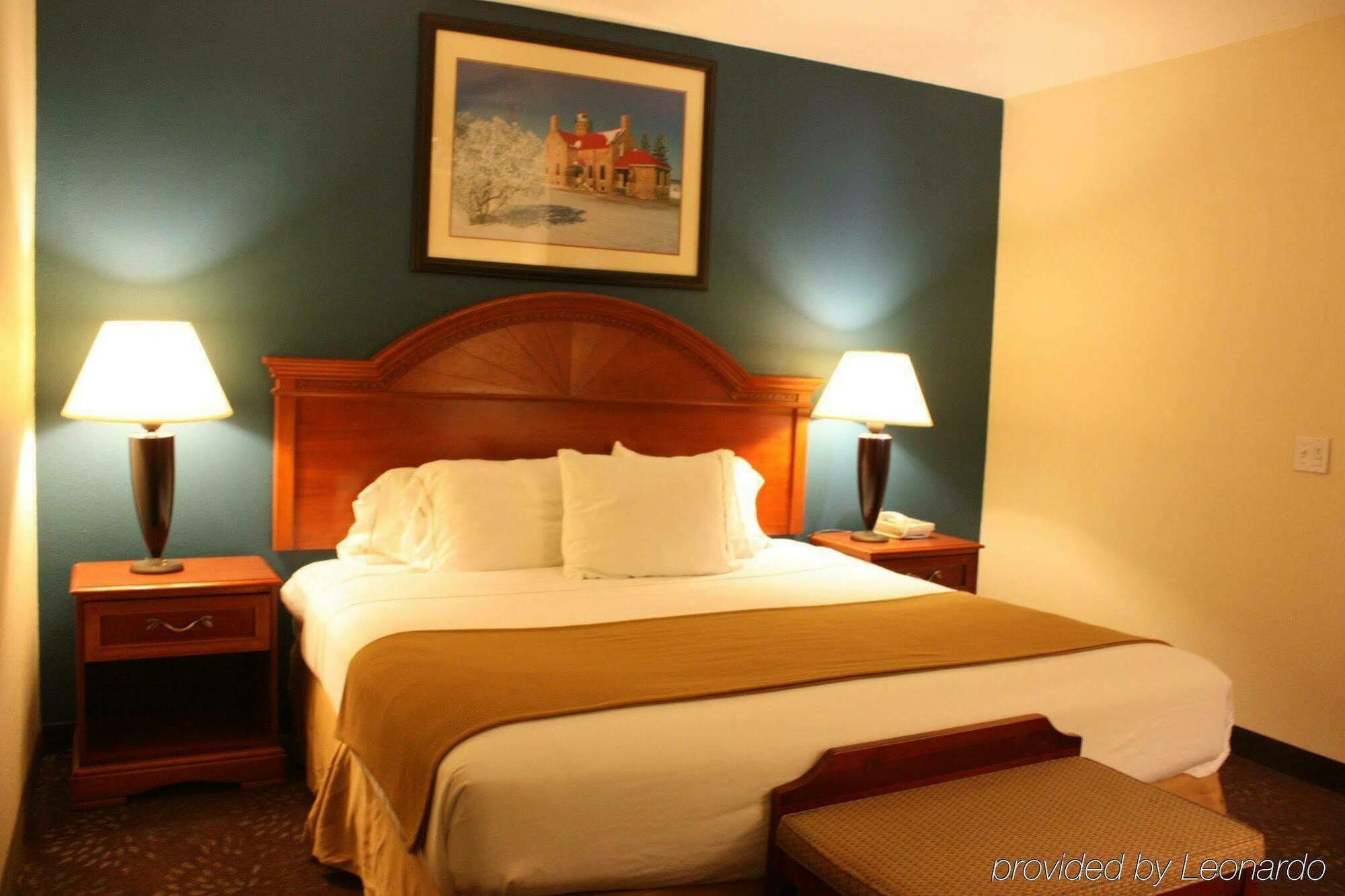 Holiday Inn Express Mackinaw City By Ihg Exteriör bild